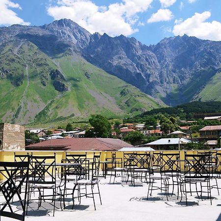 Mount Inn Kazbegi Stepantsminda Exterior foto
